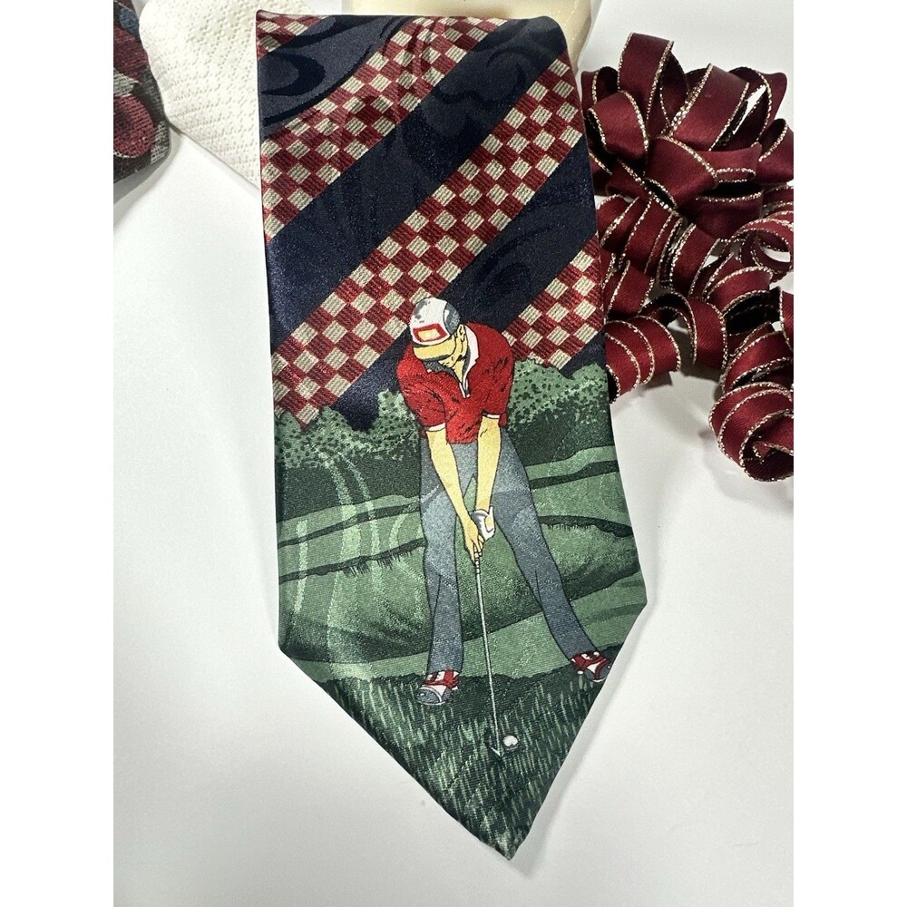 Cypress Hill Collection Men's Golf Tie Vintage Golfer Scene Checkered